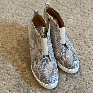 Pablo Snakeskin Pattern wedge Sneakers brand new